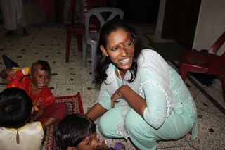 A woman in Bangladesh recovers from an acid attack by her husband. Credit:  Narayan Nath/FCO/DFID/CC BY 2.0
