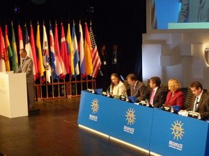Speakers at the plenary session of IDB Governors Meeting.  Credit: Raúl Pierri/IPS