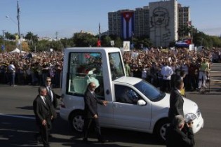 Pope Benedict in the Plaza de la Revolución in Havana.  Credit: Jorge Luis Baños/IPS  