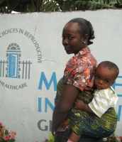 A mother visits a reproductive health clinic in Ghana. Credit:  Elana Roth/NYU Livewire