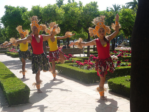 Teenagers who had a tough childhood in northeast Brazil perform Afro-Brazilian dances in Málaga. Credit:Ines Benítez/IPS
