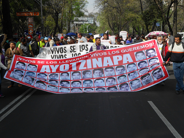 Protesters and family members of the 43 missing students demonstrating on the Paseo de la Reforma avenue in the Mexican capital on Jan. 26, four months after they were killed, according to the official investigation. Credit: Emilio Godoy/IPS
