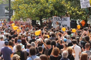 Hundreds of demonstrators protest against fracking in Santander, the capital of the northern Spanish region of Cantabria. Credit: Courtesy of Asamblea Contra el Fracking de Cantabria