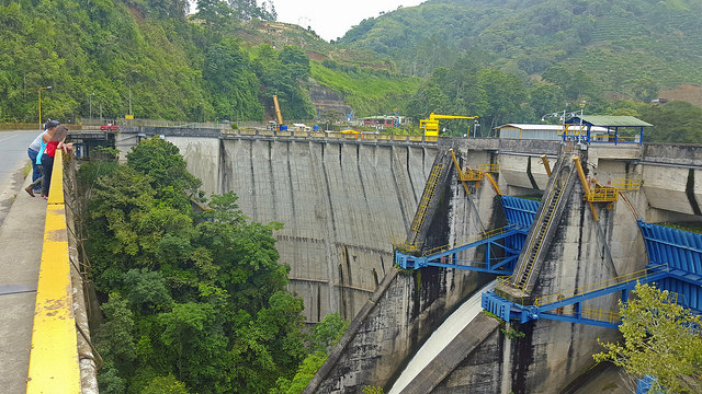 The Cachí hydroelectric plant, which was built in the 1960s in central Costa Rica and whose capacity was expanded in 2014-2015 from 103 to 150 MW. Credit: Diego Arguedas Ortiz/IPS