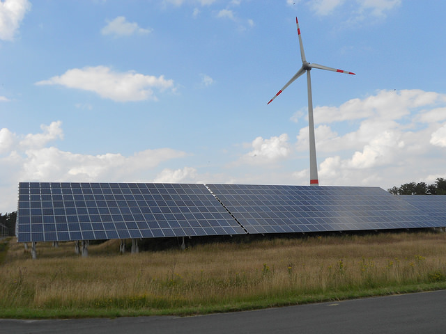 Germany’s energy transition has included facilities for wind and solar power generated by cooperatives and private citizens, such as the innovative bioenergy park in Saerbeck, in the state of North Rhine-Westphalia. Credit: Emilio Godoy/IPS