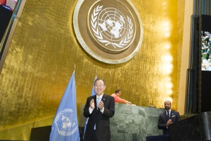 UN Secretary-General Ban Ki-moon applauds during a High-level Event on the Entry into Force of the Paris Agreement. Credit: UN Photo/Rick Bajornas