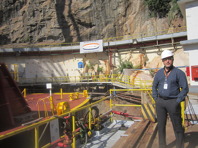 Ricardo Vanderlei, the president of Maua Shipyard, next to the repairs dock where a dredging platform is moored. The company, located in Niteroi on Guanabara bay, near Rio de Janeiro, is suffering from the serious crisis affecting Brazil’s shipbuilding industry. Credit: Mario Osava/IPS