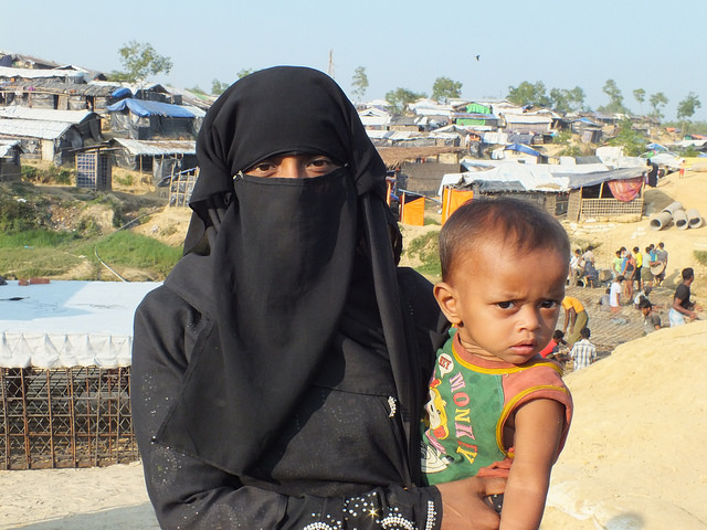A Rohingya woman and child at Kutupalong camp, about 35 km from Cox's Bazar in Bangladesh. Credit: Naimul Haq/IPS