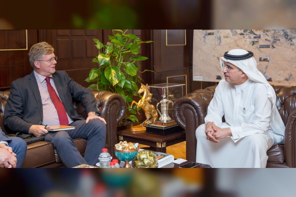 DEWA discusses cooperation in renewable energy with Finnish company Valmet