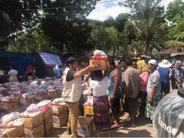 Responding to urgent international appeals, the Emirates Red Crescent, ERC, has provided shelters, tents, covers and food to those stricken by the floods that hit many provinces in Eastern Sudan and Kerala, India, as well as those affected by the earthquake that catapulted the province of Lombok, Indonesia.