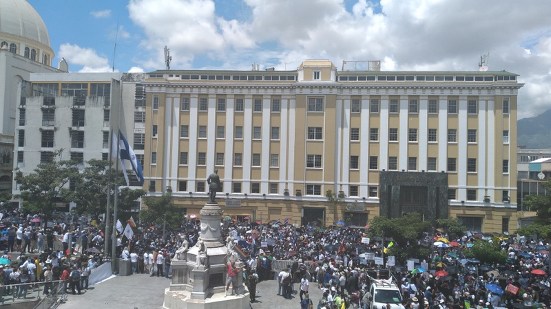 Demonstrators in Francisco Morazán square, in the historic center of San Salvador, who came out to protest on Sept. 15 against the increasingly authoritarian moves by Nayib Bukele's government, in the most massive demonstration against the president since he came to power, called by social organisations on the country's Independence Day. CREDIT: Edgardo Ayala/IPS