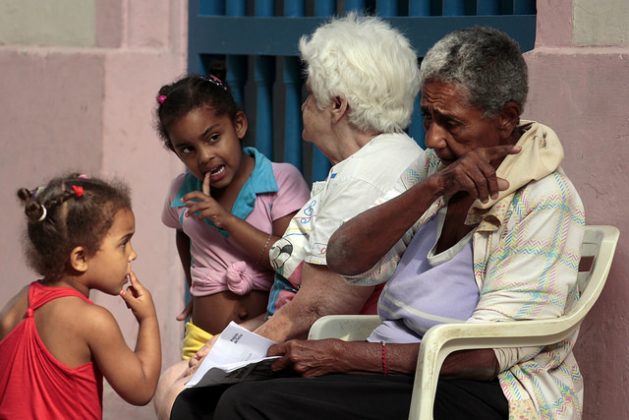 Worldwide it is estimated that more than 40 percent of all children below primary-school age – or nearly 350 million – need childcare services but do not have access. Too often, many of those young children spend much of their time in vulnerable and unstimulating environments. Notable exceptions are among wealthy developed countries.