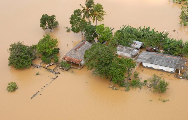 Climate Change Emergency - Due to the increasingly visible consequences of climate change, governments are finding it difficult to downplay the warnings of scientists. Credit: Jorge Luis Baños/IPS