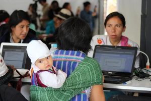Digital Gender Gap in Latin America Reflects Discrimination Against Women