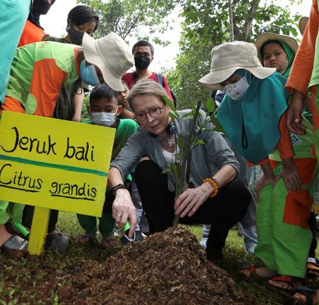 During Ramadan Let’s Focus on Solidarity with Future Generations