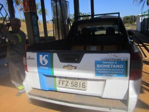 A pickup truck is fueled with biomethane at a pump in the Franca [...] <a class=