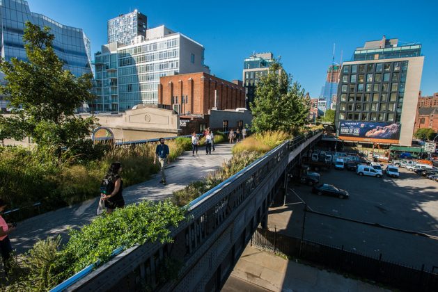 Including trees has benefits for urban dwellers and should be integrated into planning. This visual is of elevated railway line owned by the City of New York. Credit: USDA/Lance Cheung
