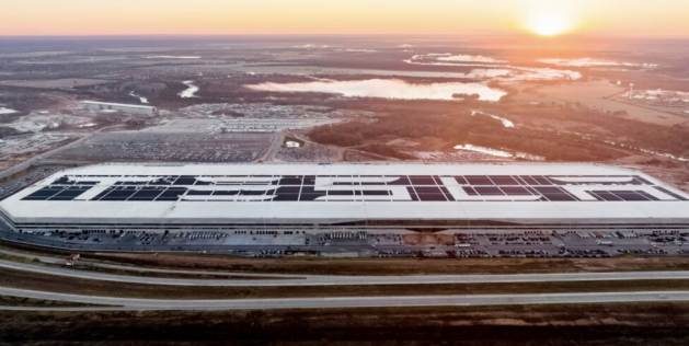 In Travis County, in the city of Austin, Texas, is the headquarters of the American company Tesla. The group specializing in electric vehicles is building a large plant in the state of Nuevo Leon, in northeastern Mexico, with a production capacity of one million electric vehicles. Credit: Tesla - The supply chain of electric cars has different levels of transparency, depending on the company in question. U.S. and European brands are leading the way, while Chinese brands are lagging.