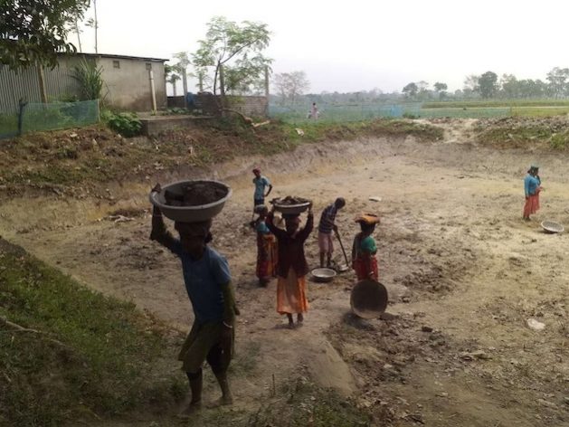 By restoring the ponds, the community at Patqapara Village, a small hamlet in India's West Bengal State, was able to save their village and livelihoods. Credit: Umar Manzoor Shah/IPS