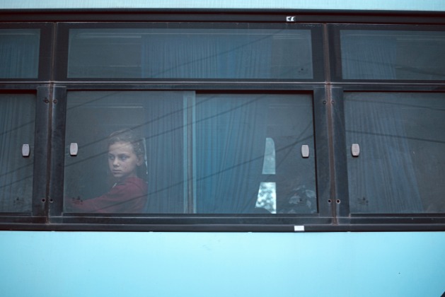 A displaced girl during the forced evacuation of Nagorno-Karabakh, in September 2023. According to the Armenian government, around 30,000 of the more than 100,000 refugees are minors. Credit: Gaiane Yenokian/IPS.
