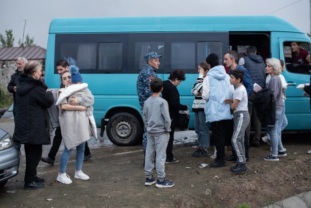 Displaced people from Nagorno-Karabakh arrive in Kornidzor, the first village on the Armenian side of the border, on September 25, 2023. Many arrived on foot through the forest and under bombardment. Credit: Gaiane Yenokian / IPS