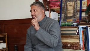 Hakim Sameer Hamdani, senior architect and project coordinator with the Indian National Trust for Art and Cultural Heritage. Hamdani is the author of Syncretic Traditions of Islamic Religious Architecture of Kashmir. Credit: Umar Manzoor Shah/IPS