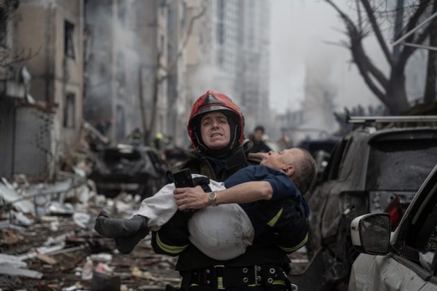 Rescue services help residents in areas of Kyiv hit by Russian attacks, Ukraine, January 2024. Credit: Pavlo Petrov/Collection of war.ukraine.ua