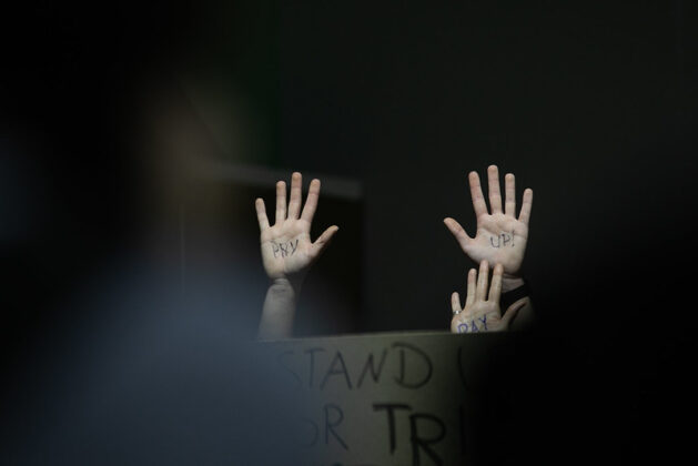 Activists demand loss and damage reparations outside the hall where the COP29 negotiators were concluding their negotiations. Credit: UN Climate Change/Kiara Worth