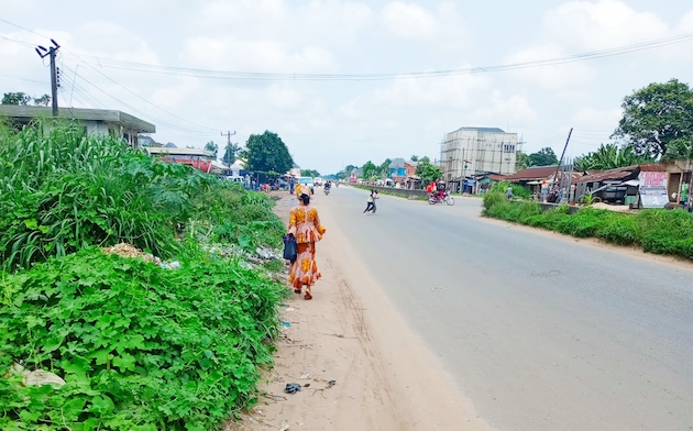 A road in Awomamma, Southeast Nigeria. Analysts believe that even without separatist leader Nnamdi Kanu marginalization and inequality could result in another similar figure emerging in support of his agenda. Credit: Promise Eze/IPS
