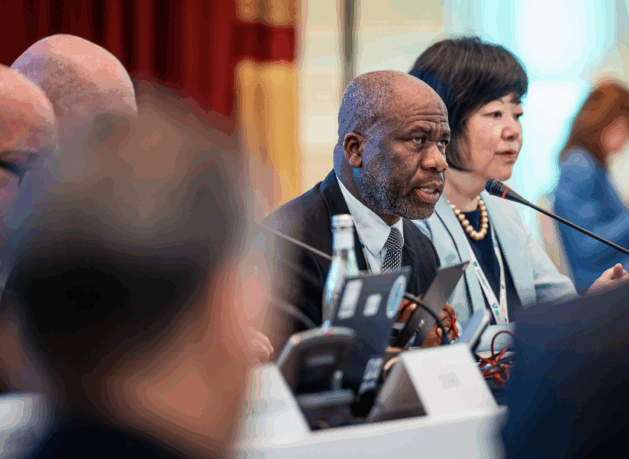 Evans Njewa, on behalf of the Least Developed Countries Group, addresses the 71st GEF Council Meeting. Credit: IISD_ENB