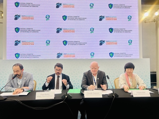 Alexandre Pinheiro facilitates a GEF press conference at the conclusion of 71st GEF Council in Samarkand, Uzbekistan. The conference was addressed by Fred Boltz, Manager, Programming, Claude Gascon, Interim CEO and Chizuru Aoki, Manager, MEAs and Funds Division. Credit: Stella Paul/IPS