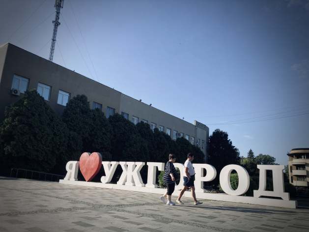 Ukrainian pensioners in Uzhgorod keep working into old age as pensions under $100, high living costs and the war push household budgets to the brink