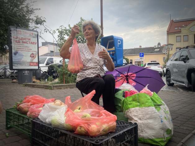 Ukrainian pensioners sell flowers, eggs and produce in Uzhgorod as war, low pensions and rising prices make retirement increasingly precarious