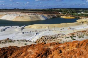 Negotiating critical minerals agreements can give developing countries greater leverage to secure investment, local benefits and fairer terms.