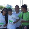 Groups of promoters hit the streets, putting stickers on cars and collecting signatures.  Credit: Daniela Pastrana/IPS