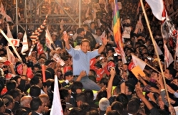 Ollanta Humala at end-of-campaign rally in Lima.  Credit: Gana Perú Campaign