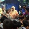 Women are expected to ensure that children are fed even in conflict situations. Credit: Kim Bagundang