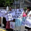 Workers from Texel Industries demonstrating in front of Government House in Port Louis, Mauritius, last year. They demanded changes to the law on export processing zones. Credit: Nasseem Ackbarally/IPS