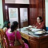 A doctor explains use of the 'morning after pill'. Such services are inaccessible to most Indians.  Credit: Nitin Jugran Bahuguna/IPS