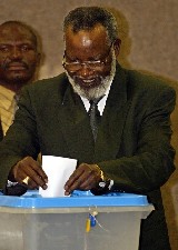 Namibian President Sam Nujoma votes in the 2004 general elections. (Photo: Themba Hadebe) Credit: PictureNET Africa Namibian President Sam Nujoma votes in the 2004 general elections. (Photo: Themba Hadebe) Credit: PictureNET Africa