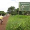 A sign by the highway that crosses the indigenous park of Dourados. - Mario Osava