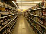 Some supermarkets don't make space on their shelves for small farmers' products. - Wikimedia Commons Some supermarkets don't make space on their shelves for small farmers' products. - Wikimedia Commons